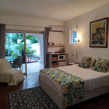 Artists House Apartment Riviere Noire Bagian luar foto