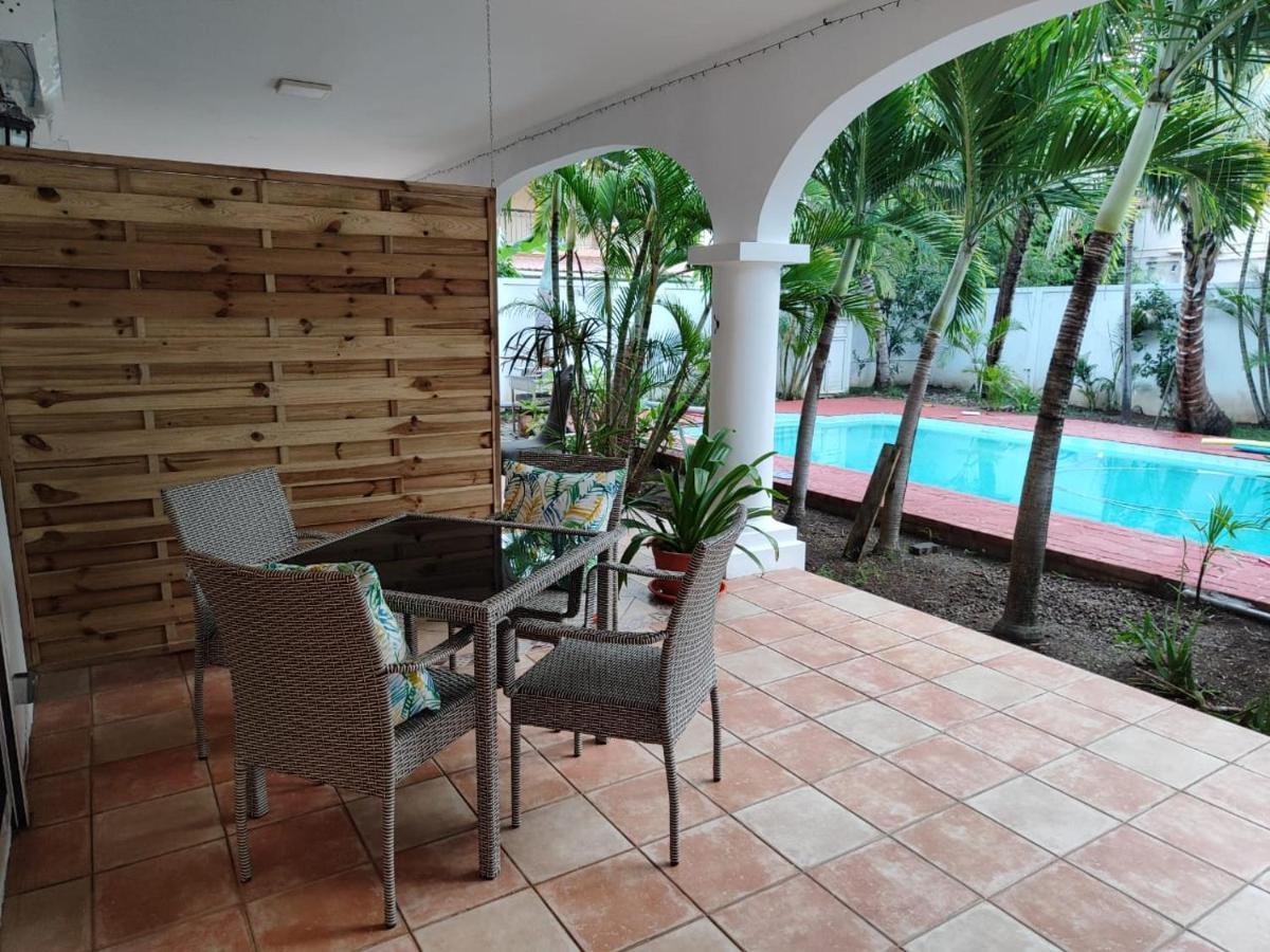 Artists House Apartment Riviere Noire Bagian luar foto