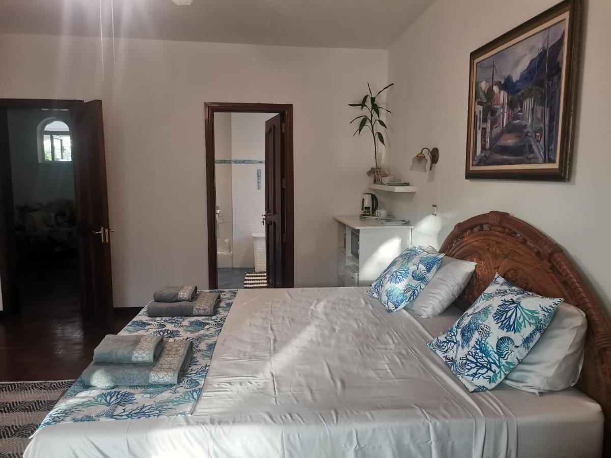 Artists House Apartment Riviere Noire Bagian luar foto