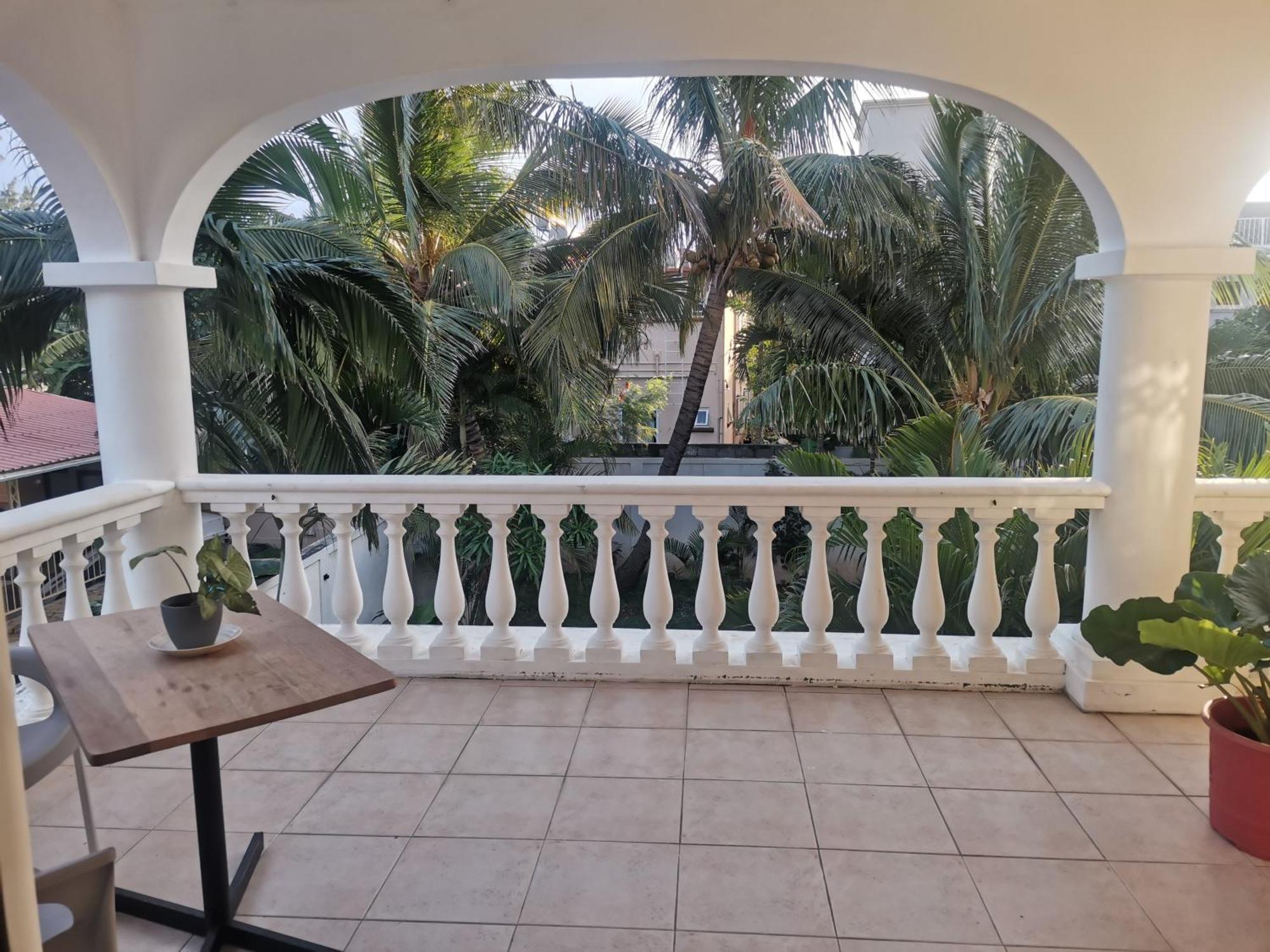 Artists House Apartment Riviere Noire Ruang foto